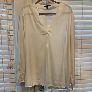 NWOT Women’s Long Sleeve Blouse Size XL